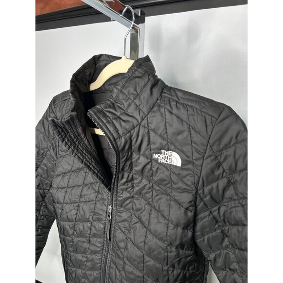 The North Face Boys Puffer Jacket Size M Black Quilt Zip Pockets Insulated Warm - Picture 3 of 6